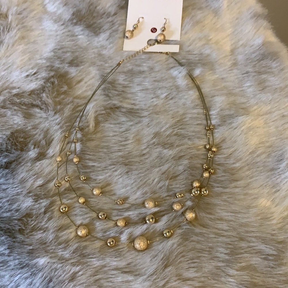 EUC necklace and earring set - Picture 2 of 4